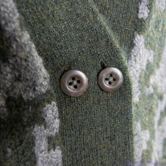 Madewell Allston Double-Button Cardigan Sweater in Houndstooth, size M - Picture 7 of 16